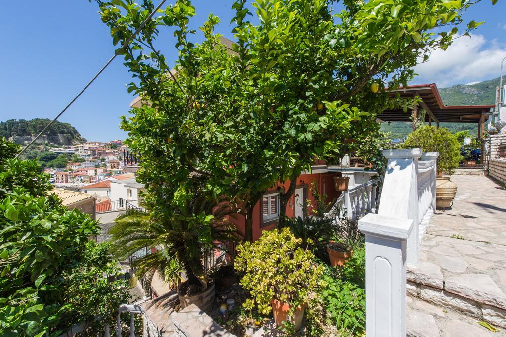 Ferienwohnung Petros Penthouse Parga Exterior foto